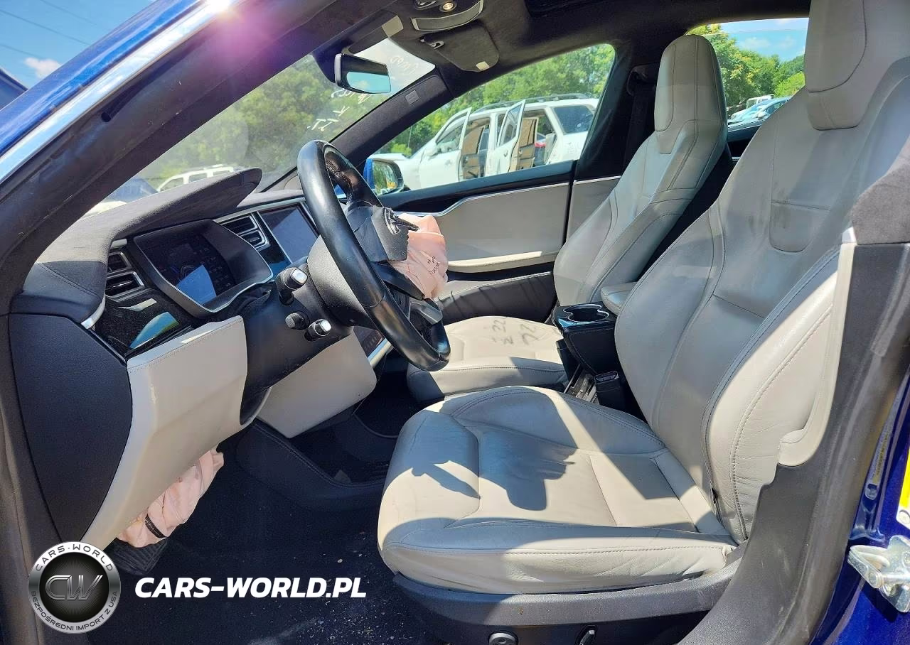 2015 Tesla Model S VIN:5YJSA1E20FF117223 - 7