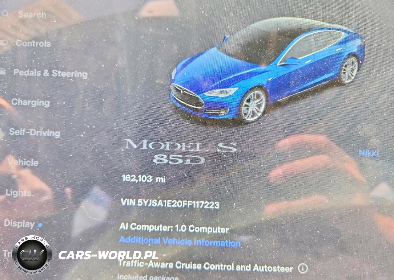 2015 Tesla Model S VIN:5YJSA1E20FF117223 - 9