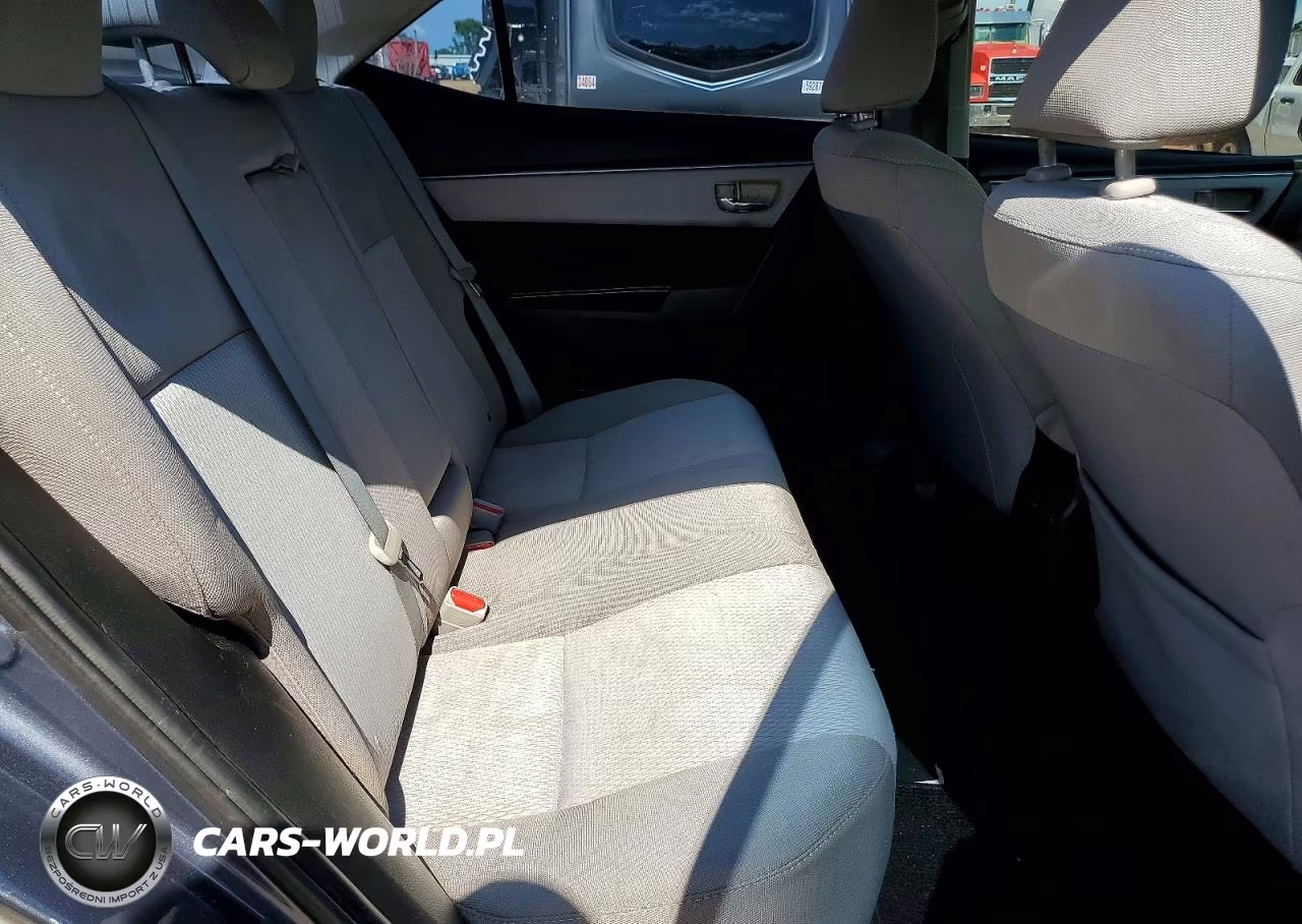 2016 Toyota Corolla Le VIN:5YFBURHE3GP442207 - 10