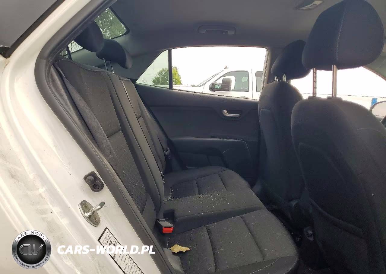 2020 Kia Rio S VIN:3KPA24AD8LE279412 - 10