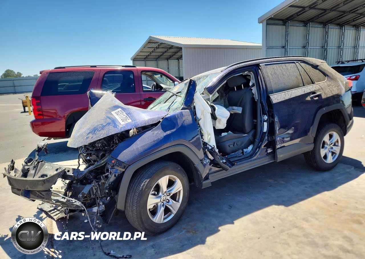 2025 Toyota Rav4 Xle – zdjęcie 1 z 14