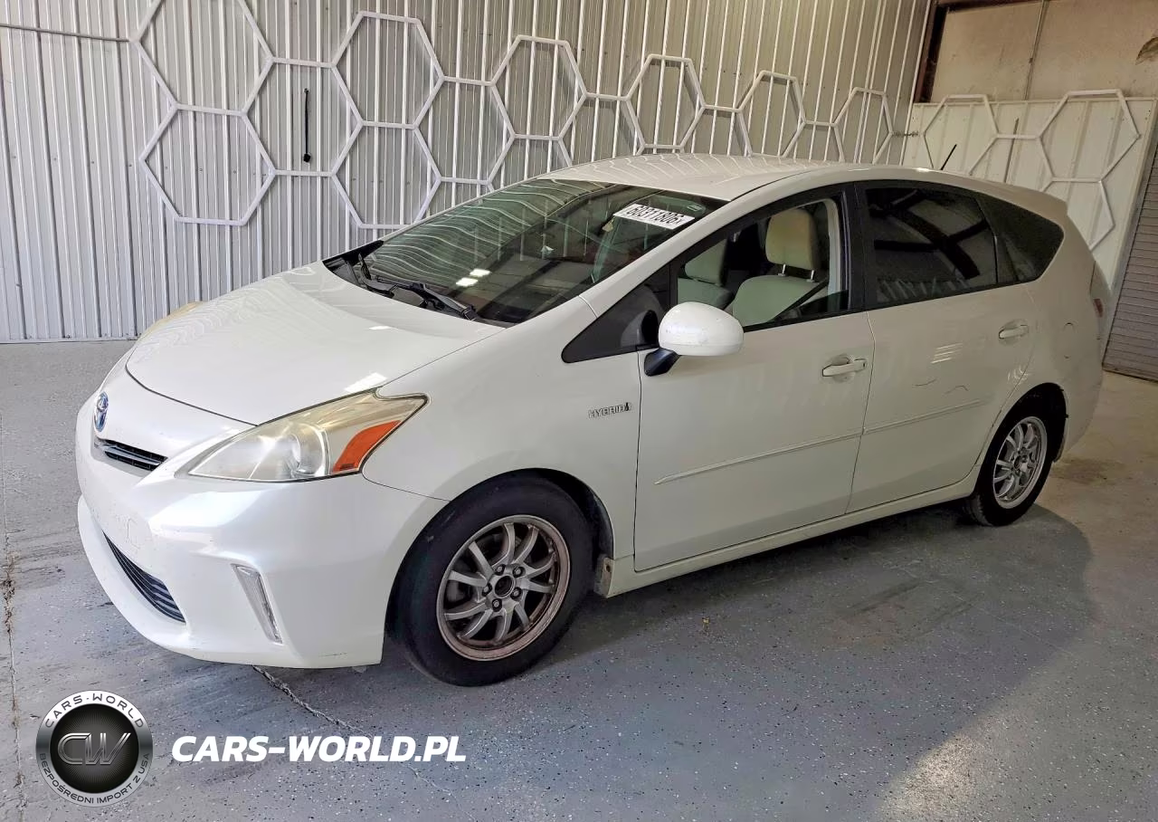 2012 Toyota Prius V Three – zdjęcie 1 z 12