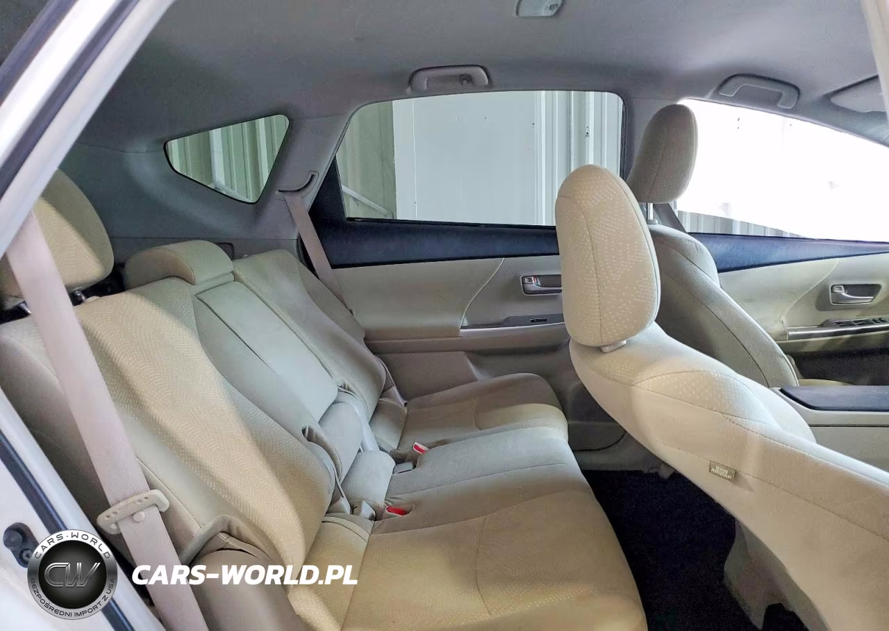 2012 Toyota Prius V Three VIN:JTDZN3EU7C3178156 - 10