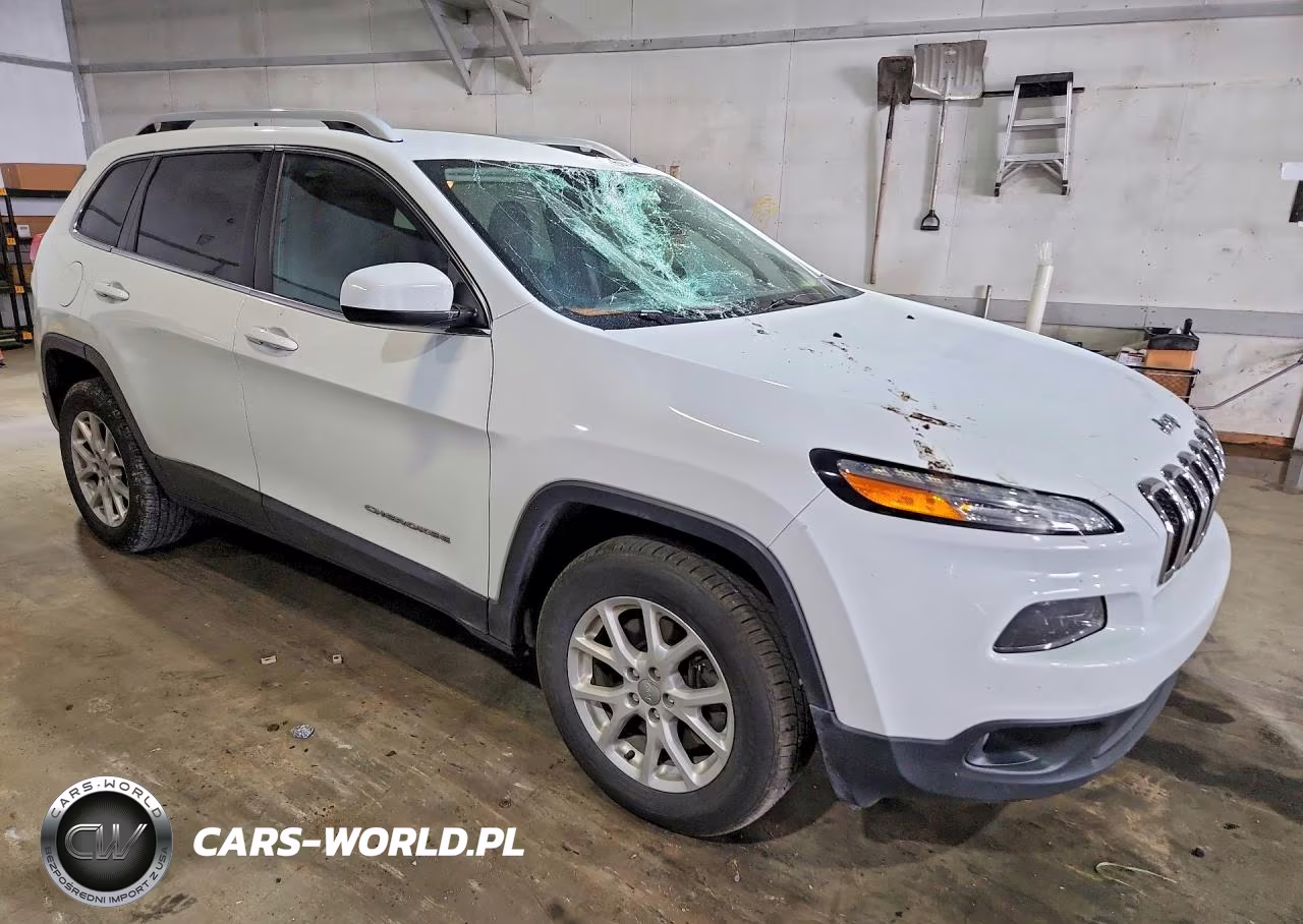 2016 Jeep Cherokee Latitude VIN:1C4PJMCS9GW123691 - 4