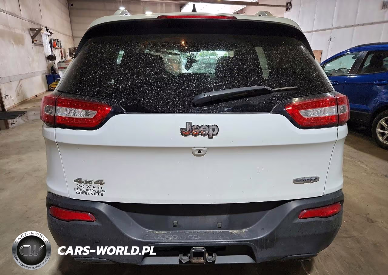 2016 Jeep Cherokee Latitude VIN:1C4PJMCS9GW123691 - 6