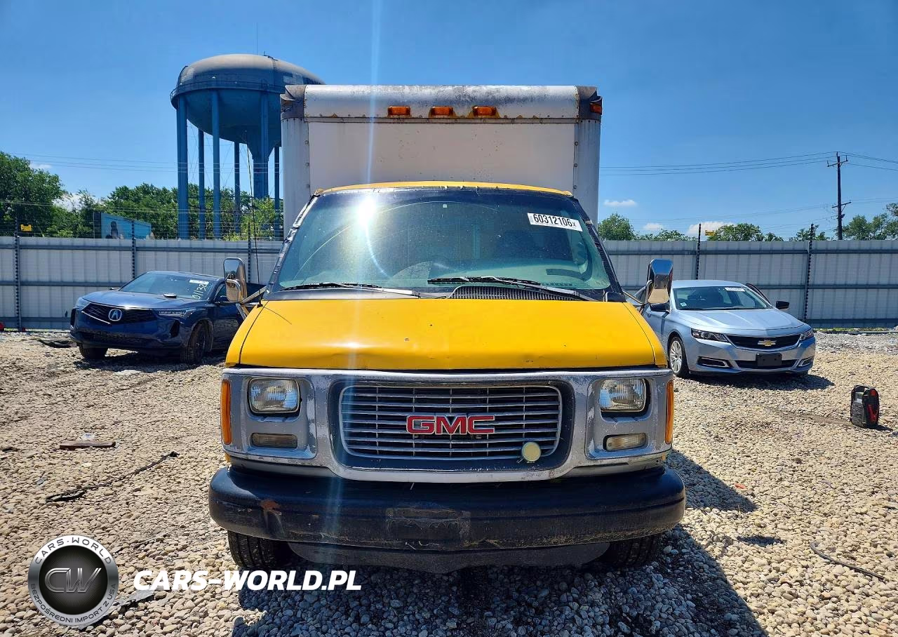 1999 GMC Savana Box Truck VIN:1GDHG31R0X1041337 - 5