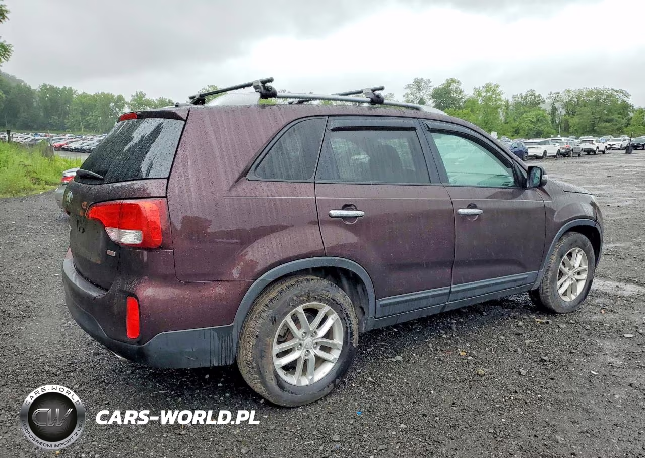 2014 Kia Sorento Lx VIN:5XYKT4A65EG482881 - 3