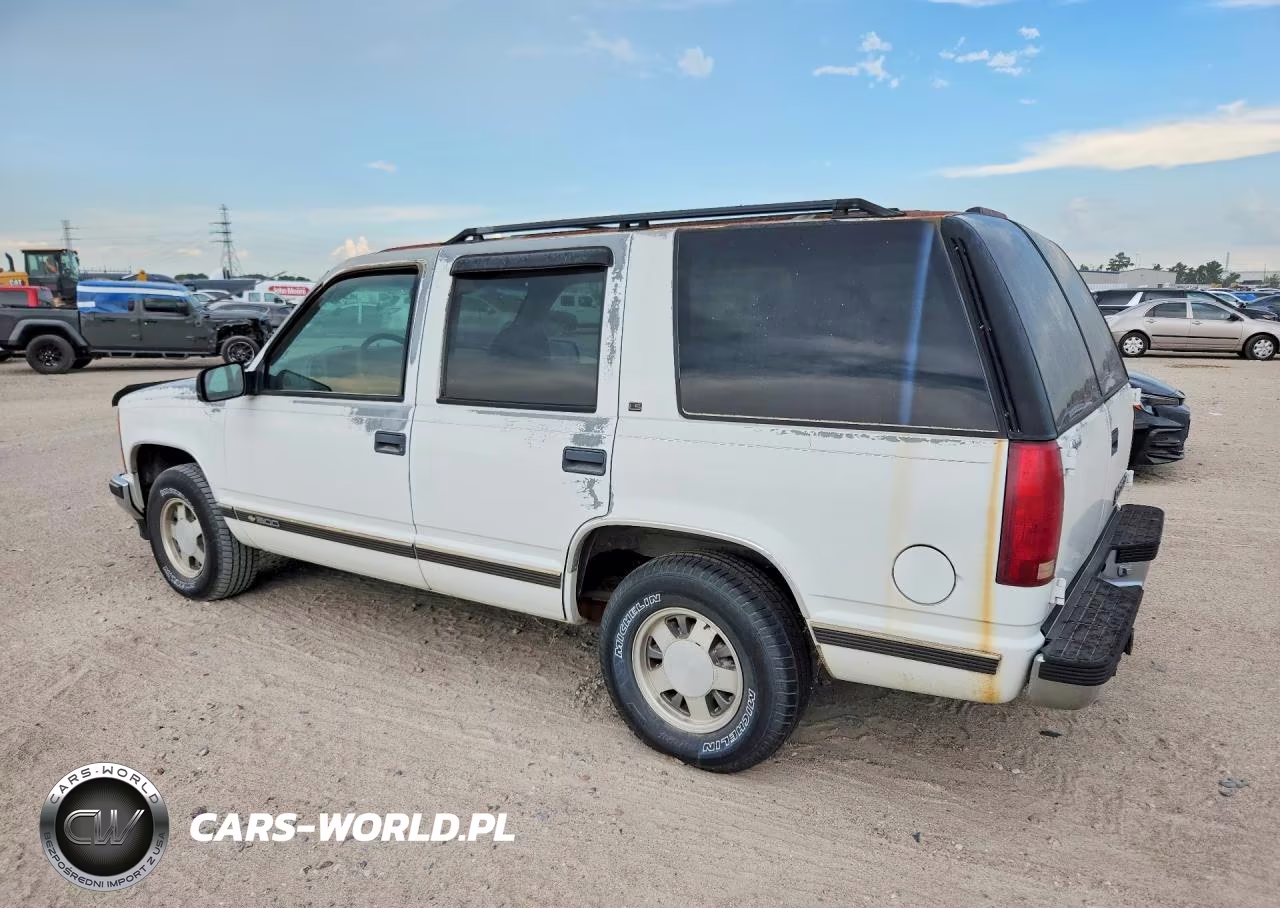 1996 Chevrolet Tahoe VIN:1GNEC13R1TJ418828 - 2