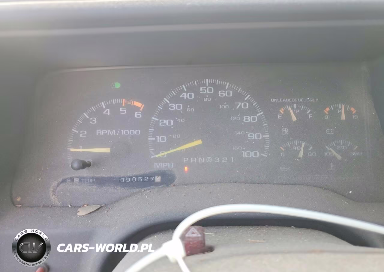 1996 Chevrolet Tahoe VIN:1GNEC13R1TJ418828 - 9