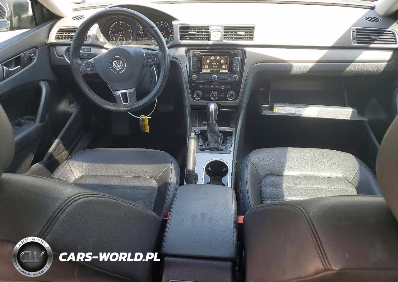 2015 Volkswagen Passat 1.8T Se VIN:1VWBT7A33FC059971 - 8