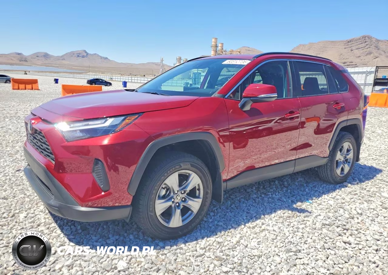 2024 Toyota Rav4 Xle – zdjęcie 1 z 12