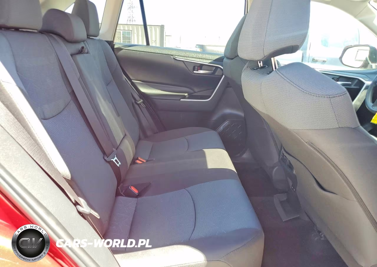 2024 Toyota Rav4 Xle VIN:2T3W1RFV2RW350379 - 10