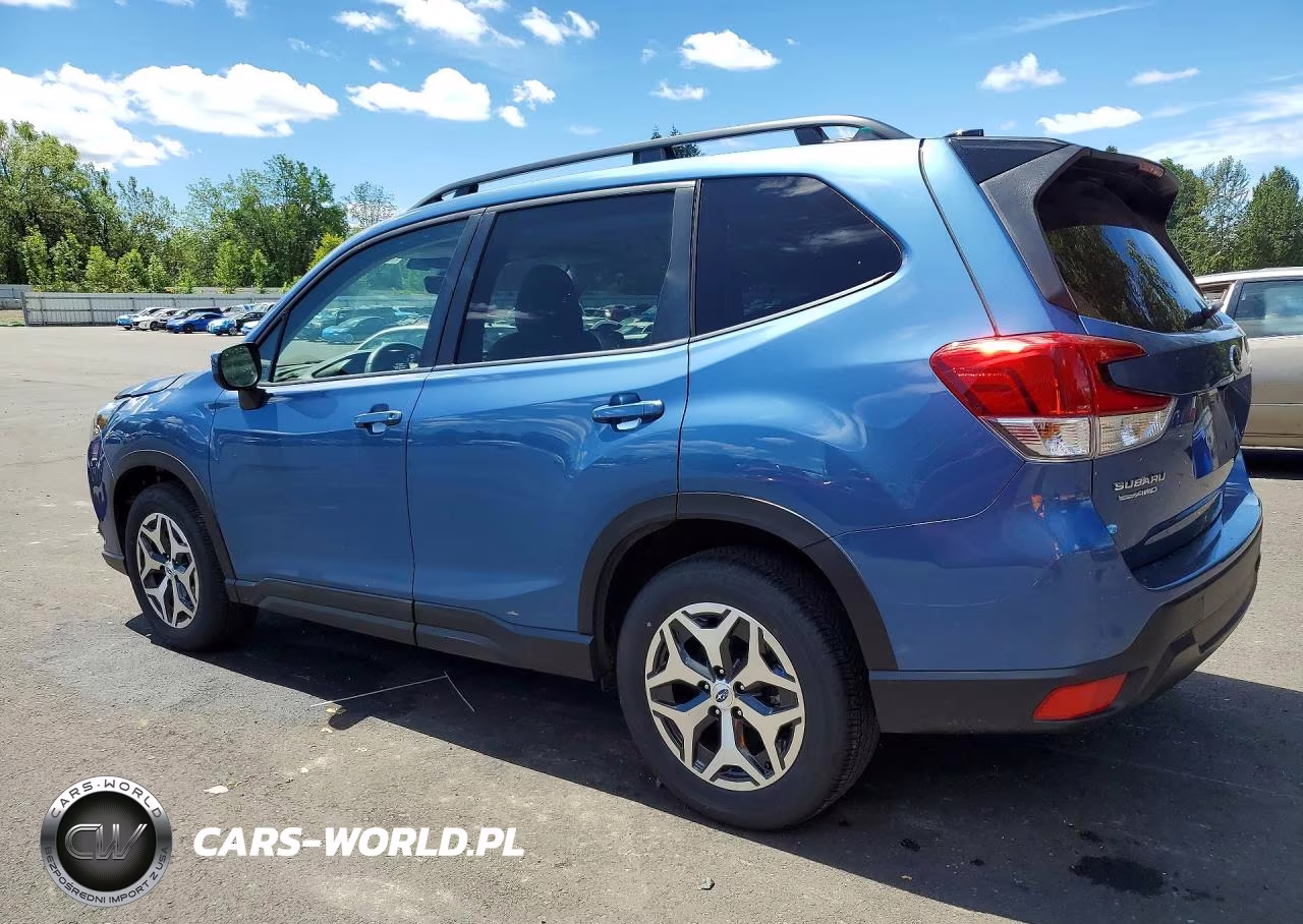2024 Subaru Forester Premium VIN:JF2SKACC8RH516623 - 2