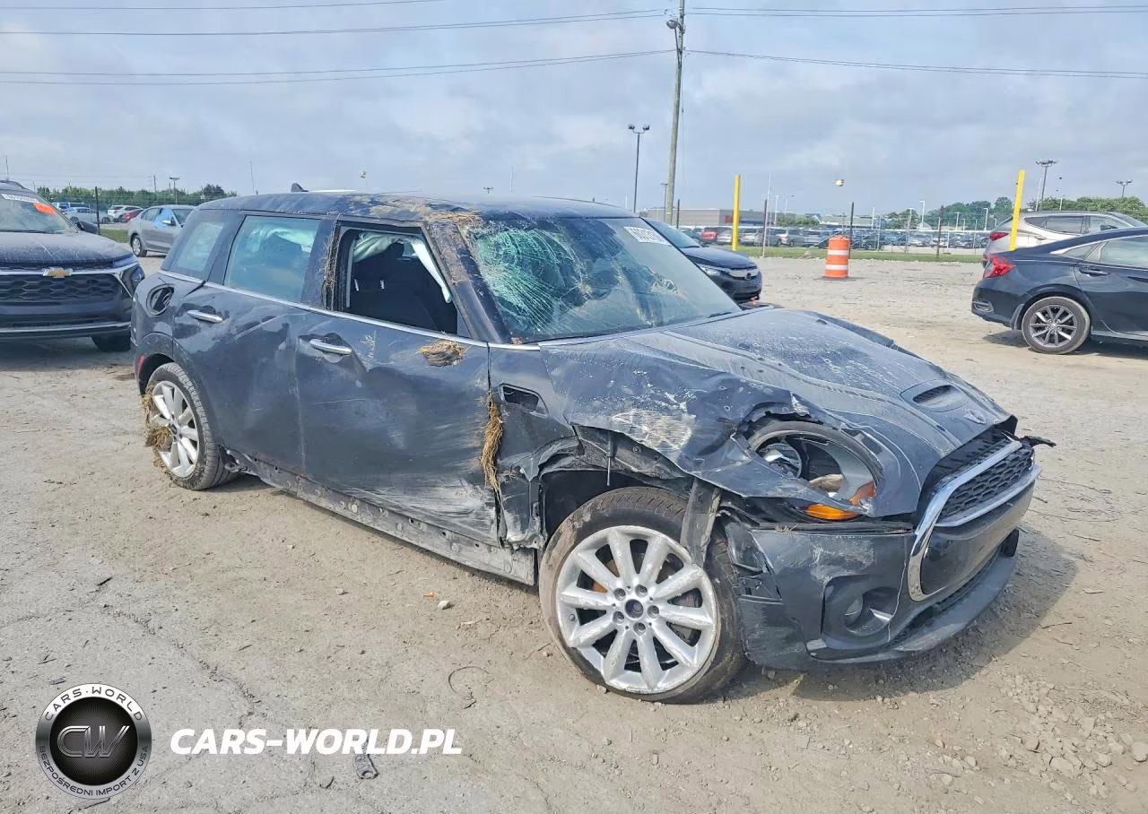 2017 Mini Cooper S Clubman All4 VIN:WMWLU5C52H2E80600 - 4