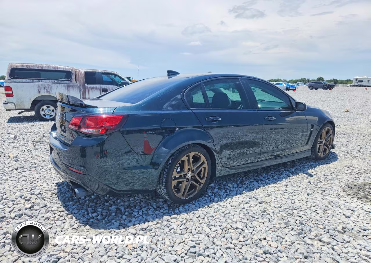 2015 Chevrolet Ss VIN:6G3F15RW3FL110935 - 3