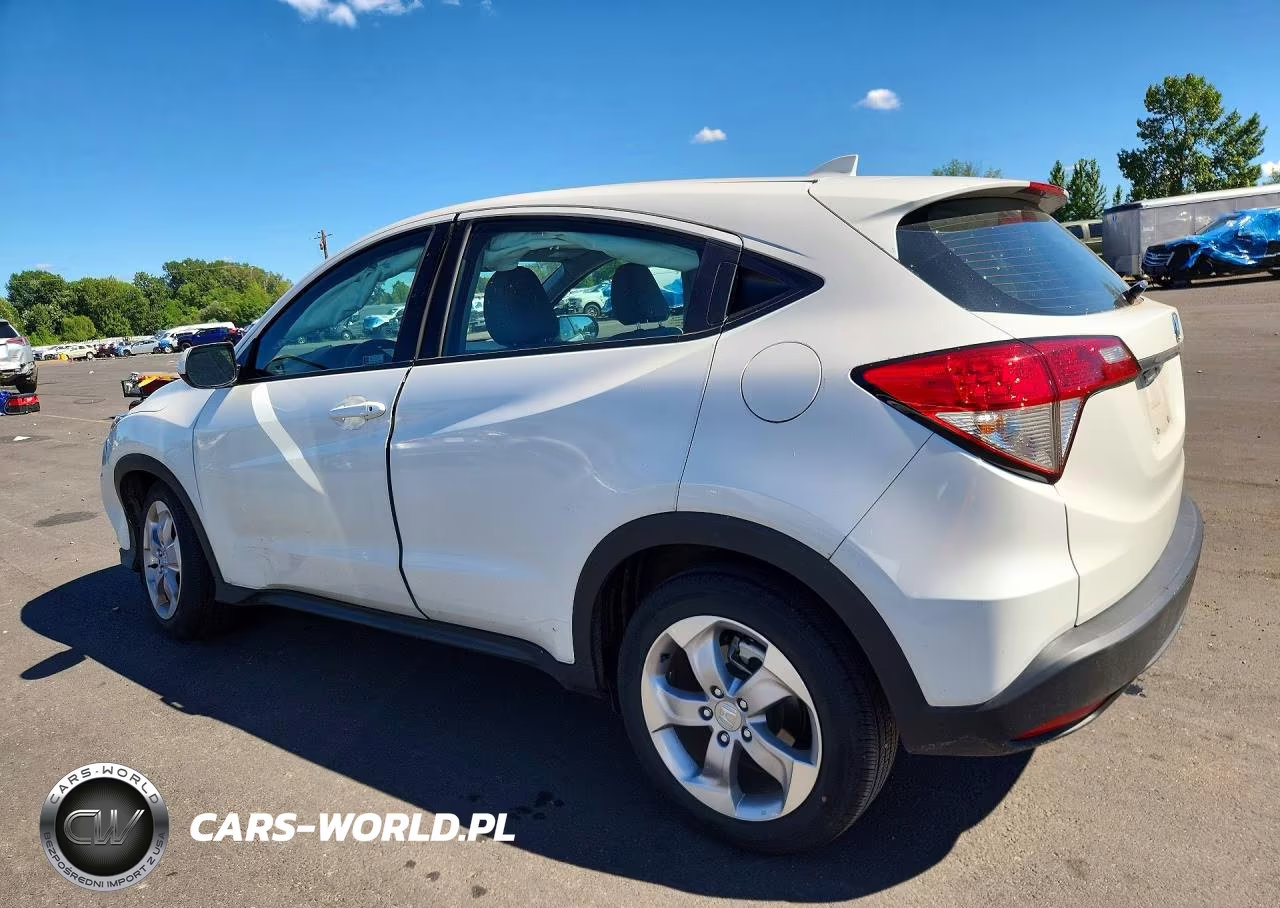 2020 Honda Hr-V Lx VIN:3CZRU6H32LM716407 - 2