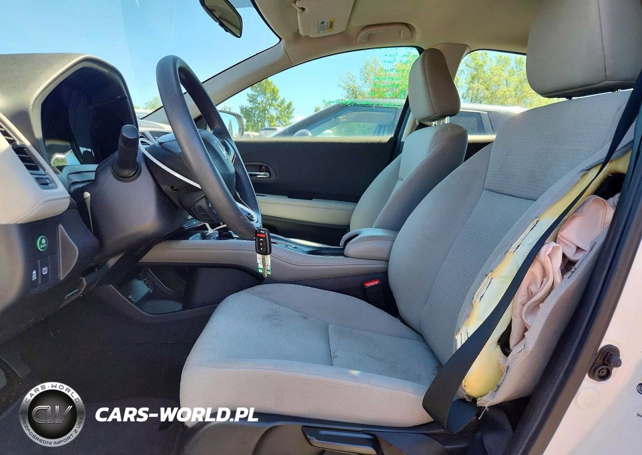 2020 Honda Hr-V Lx VIN:3CZRU6H32LM716407 - 7