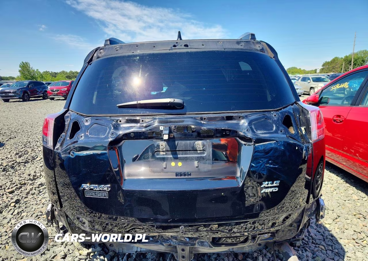2018 Toyota Rav4 Xle VIN:2T3RFREV7JW822760 - 6