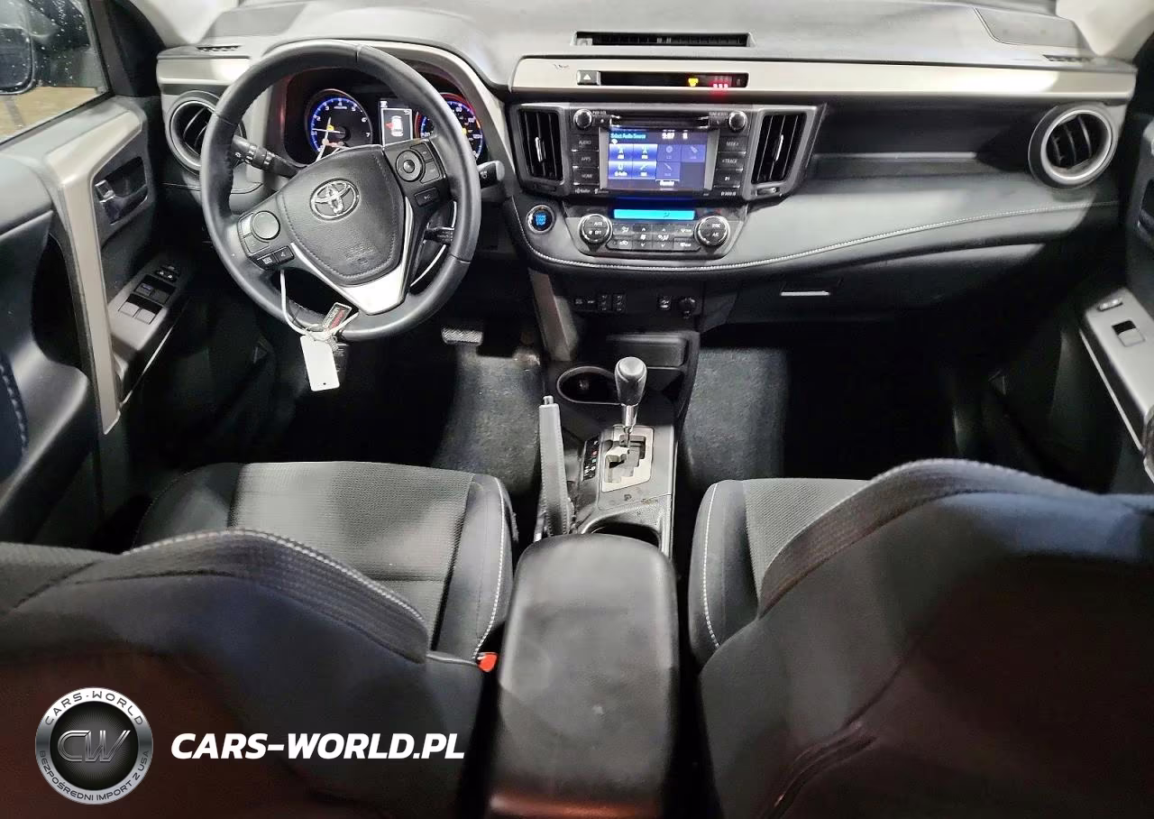 2018 Toyota Rav4 Xle VIN:2T3RFREV7JW822760 - 8