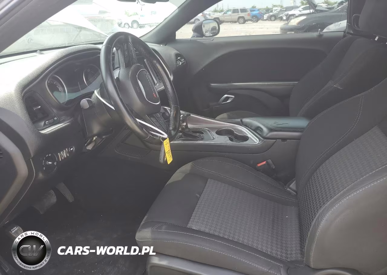 2021 Dodge Challenger Sxt VIN:2C3CDZAG6MH627227 - 7