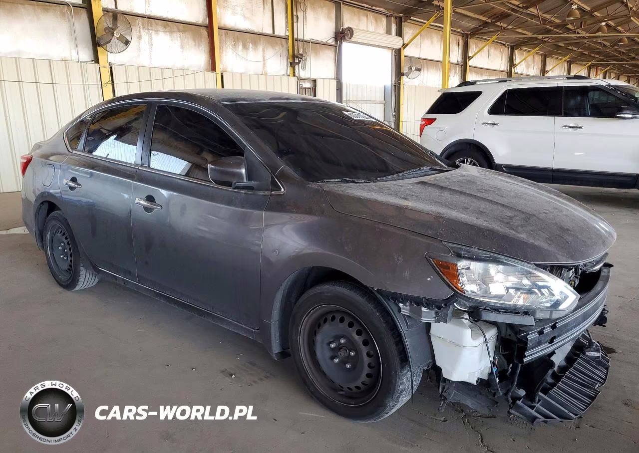 2018 Nissan Sentra S VIN:3N1AB7AP5JY316328 - 4
