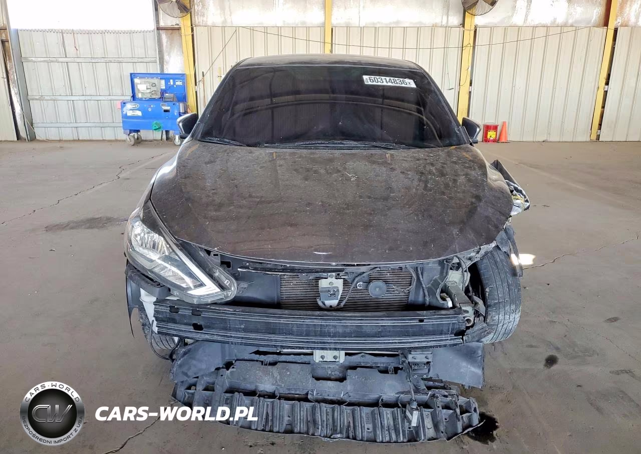 2018 Nissan Sentra S VIN:3N1AB7AP5JY316328 - 5