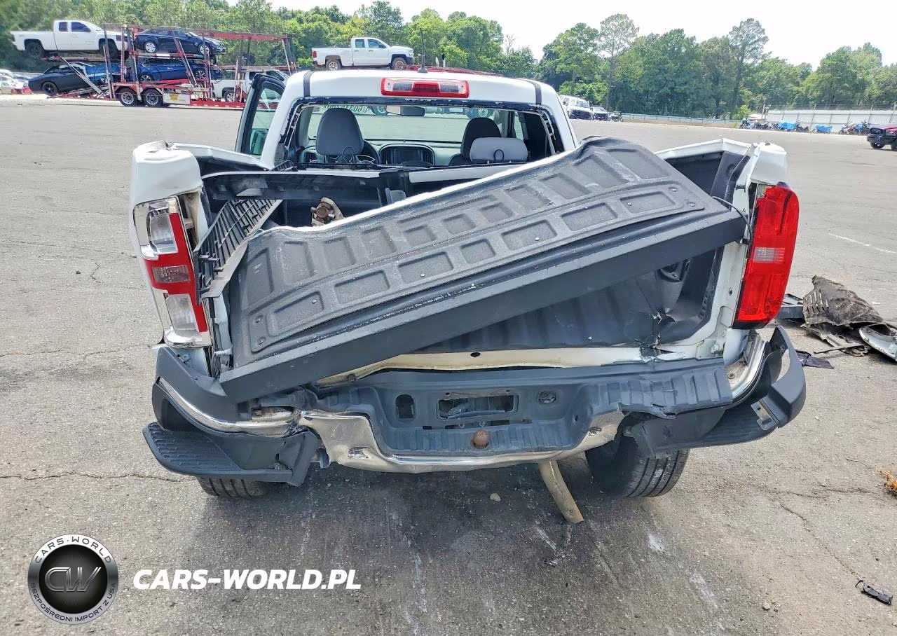 2017 Chevrolet Colorado VIN:1GCHSBEA7H1309674 - 6