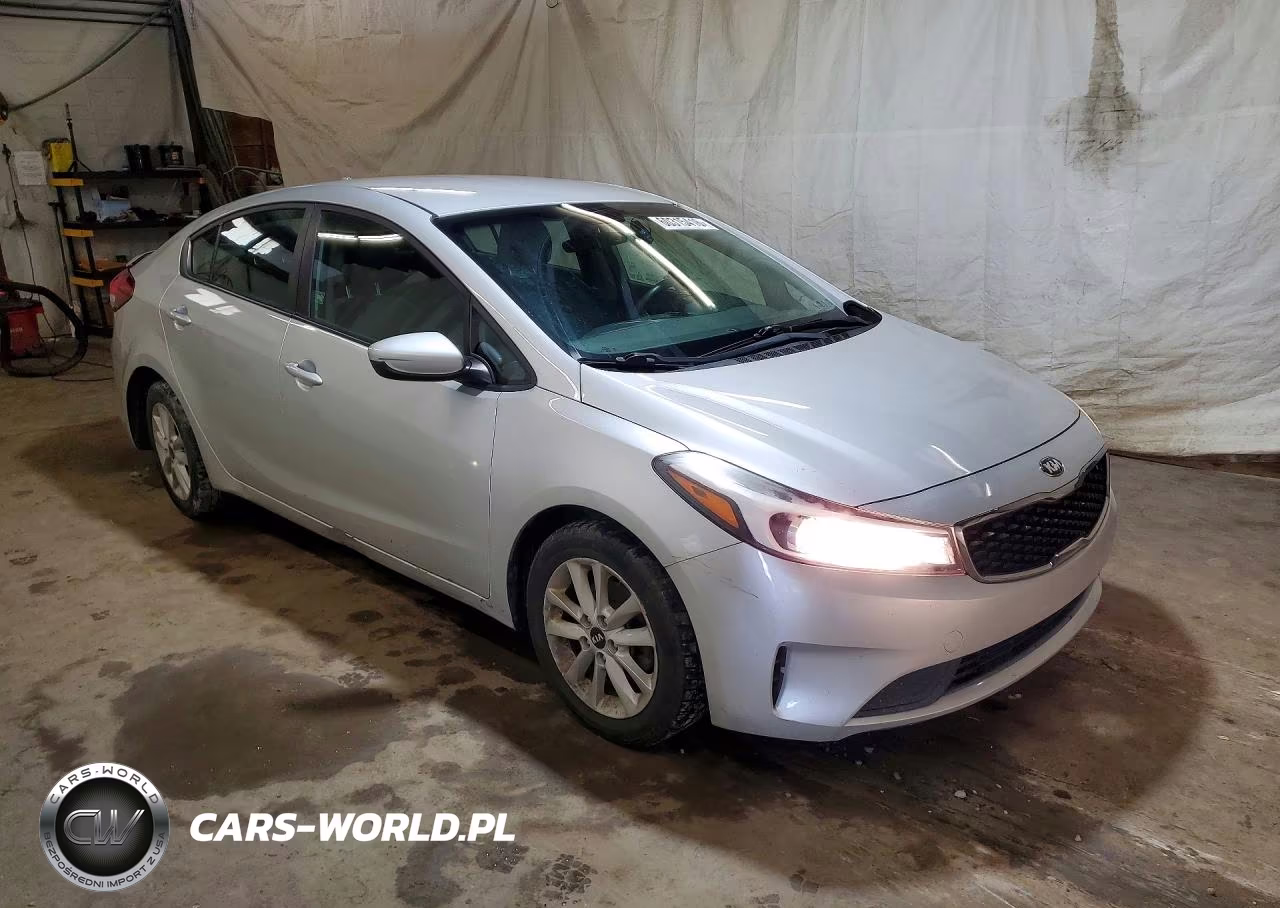 2017 Kia Forte Lx VIN:3KPFL4A77HE074460 - 4