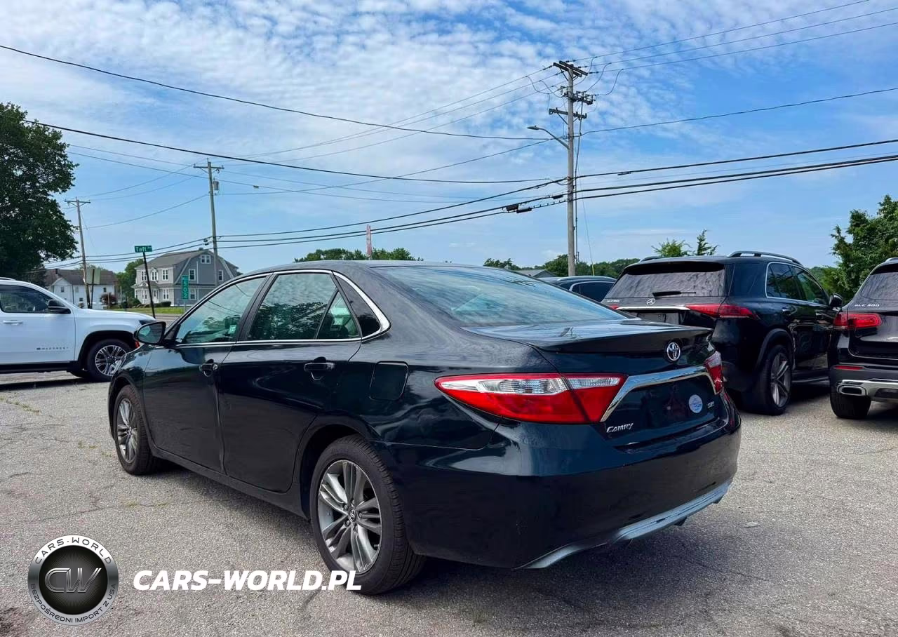 2017 Toyota Camry Se VIN:4T1BF1FK4HU353587 - 3