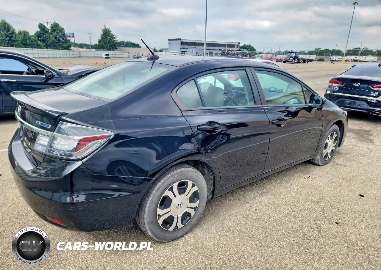 2015 Honda Civic Hybrid L VIN:19XFB4F30FE000576 - 3
