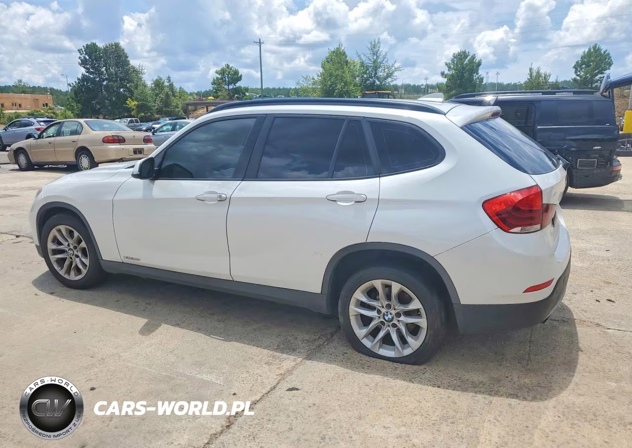 2015 BMW X1 xDrive28I VIN:WBAVL1C52FVY40199 - 2