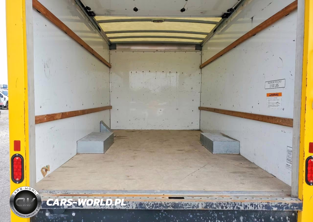 2022 GMC Savana Box Truck VIN:1GD07RFP3N1162335 - 10