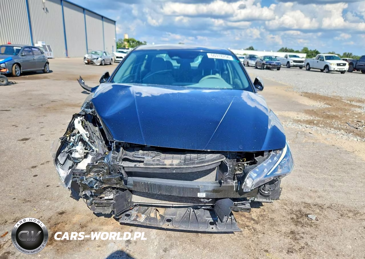 2023 Hyundai Elantra Sel VIN:KMHLM4AG8PU374777 - 5