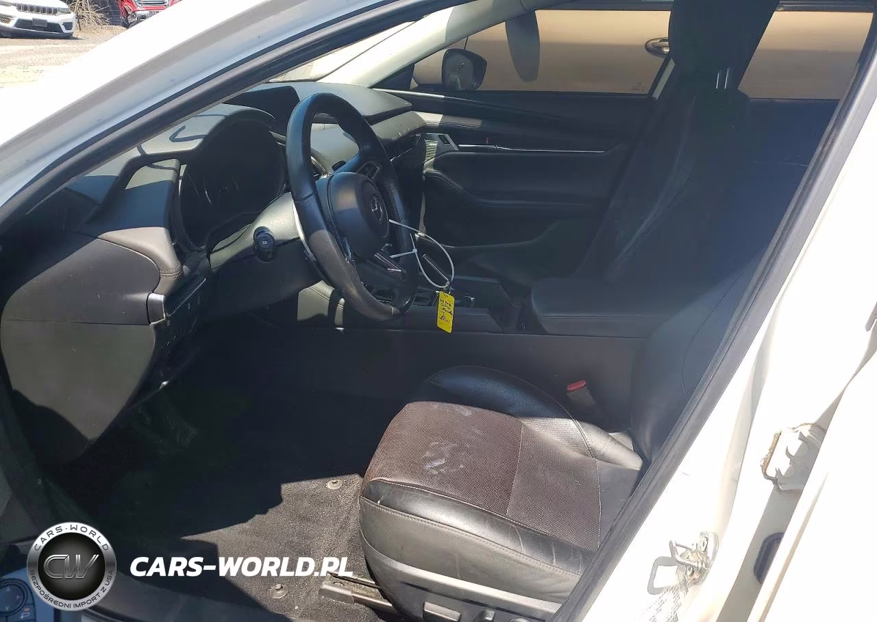 2020 Mazda 3 Premium VIN:3MZBPBEM0LM125641 - 7