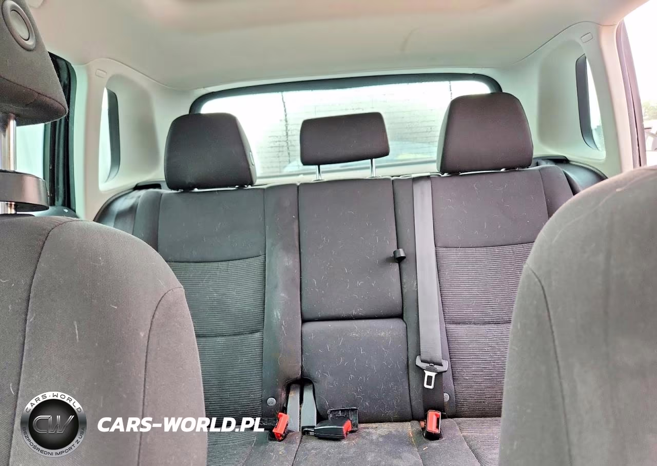 2013 Volkswagen Tiguan S VIN:WVGAV3AX7DW592000 - 10
