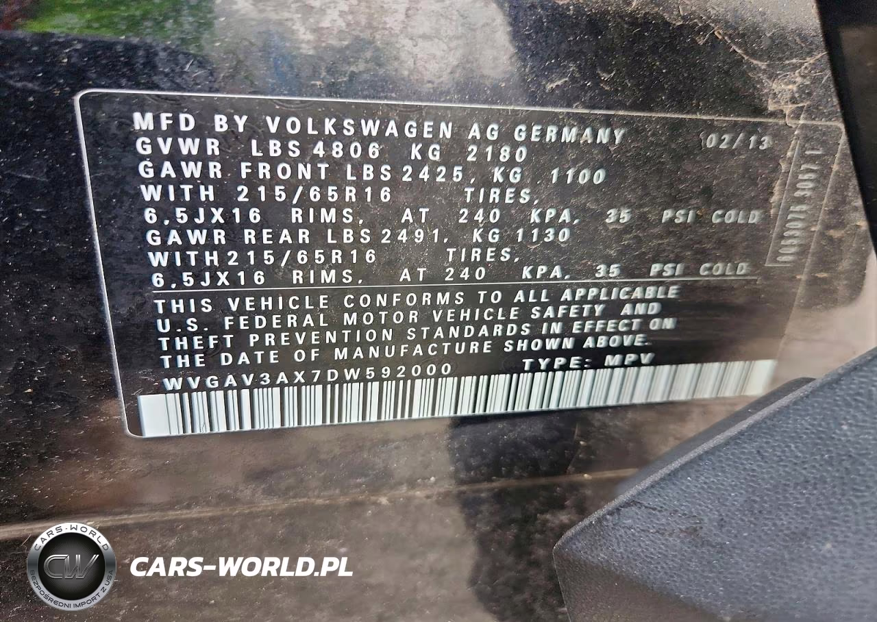 2013 Volkswagen Tiguan S VIN:WVGAV3AX7DW592000 - 13