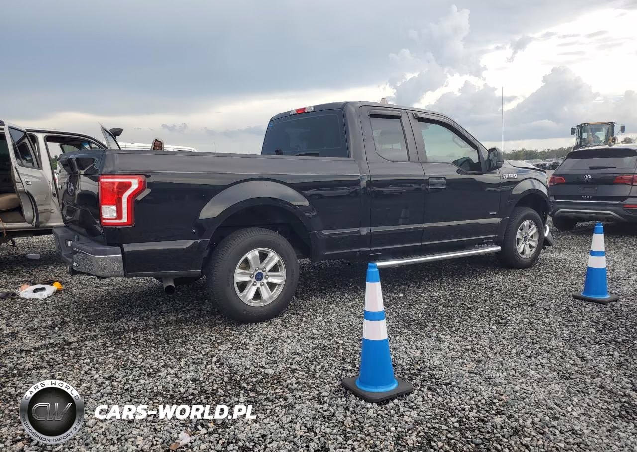 2016 Ford F150 Super Cab VIN:1FTEX1CP9GFA20268 - 3