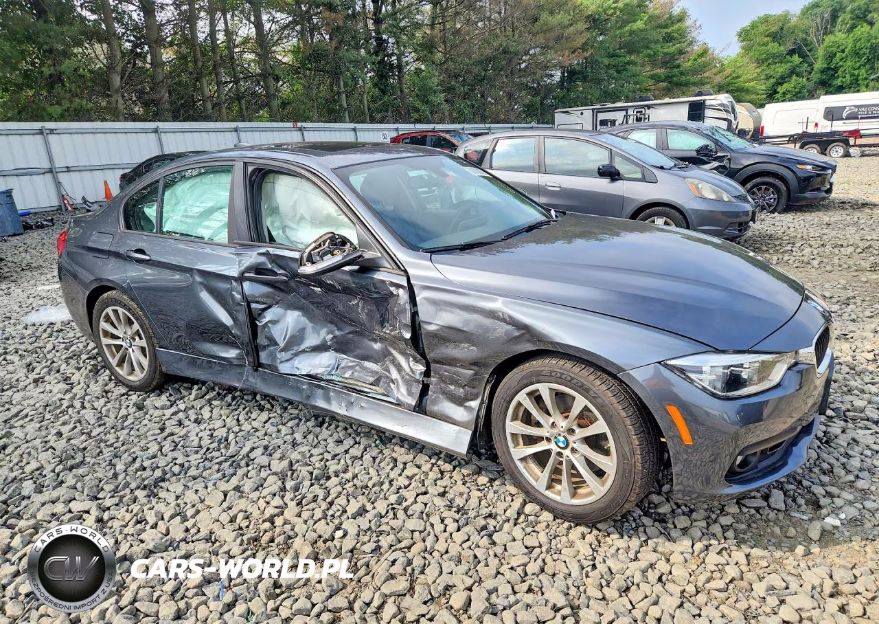 2018 BMW 320 Xi VIN:WBA8E5G57JNV01892 - 4