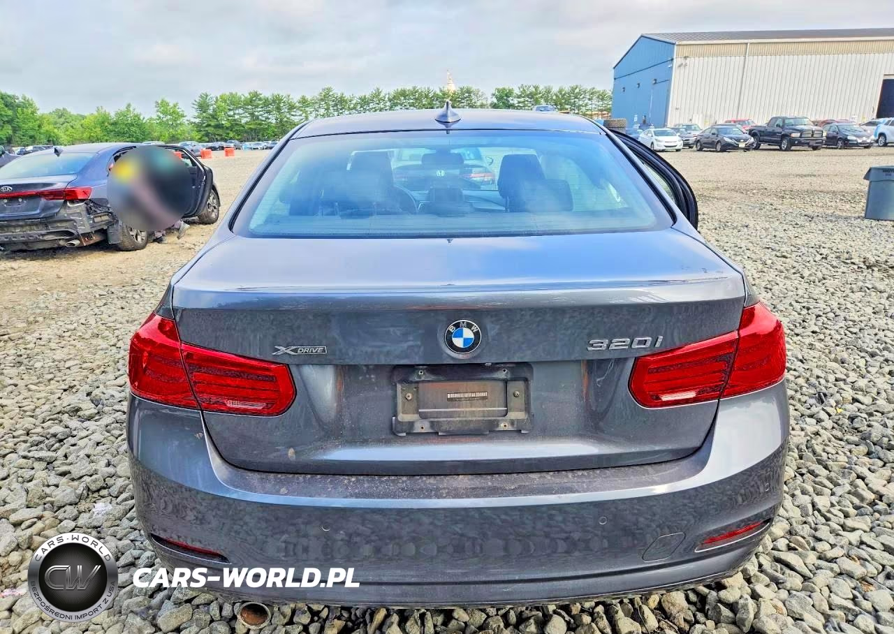 2018 BMW 320 Xi VIN:WBA8E5G57JNV01892 - 6