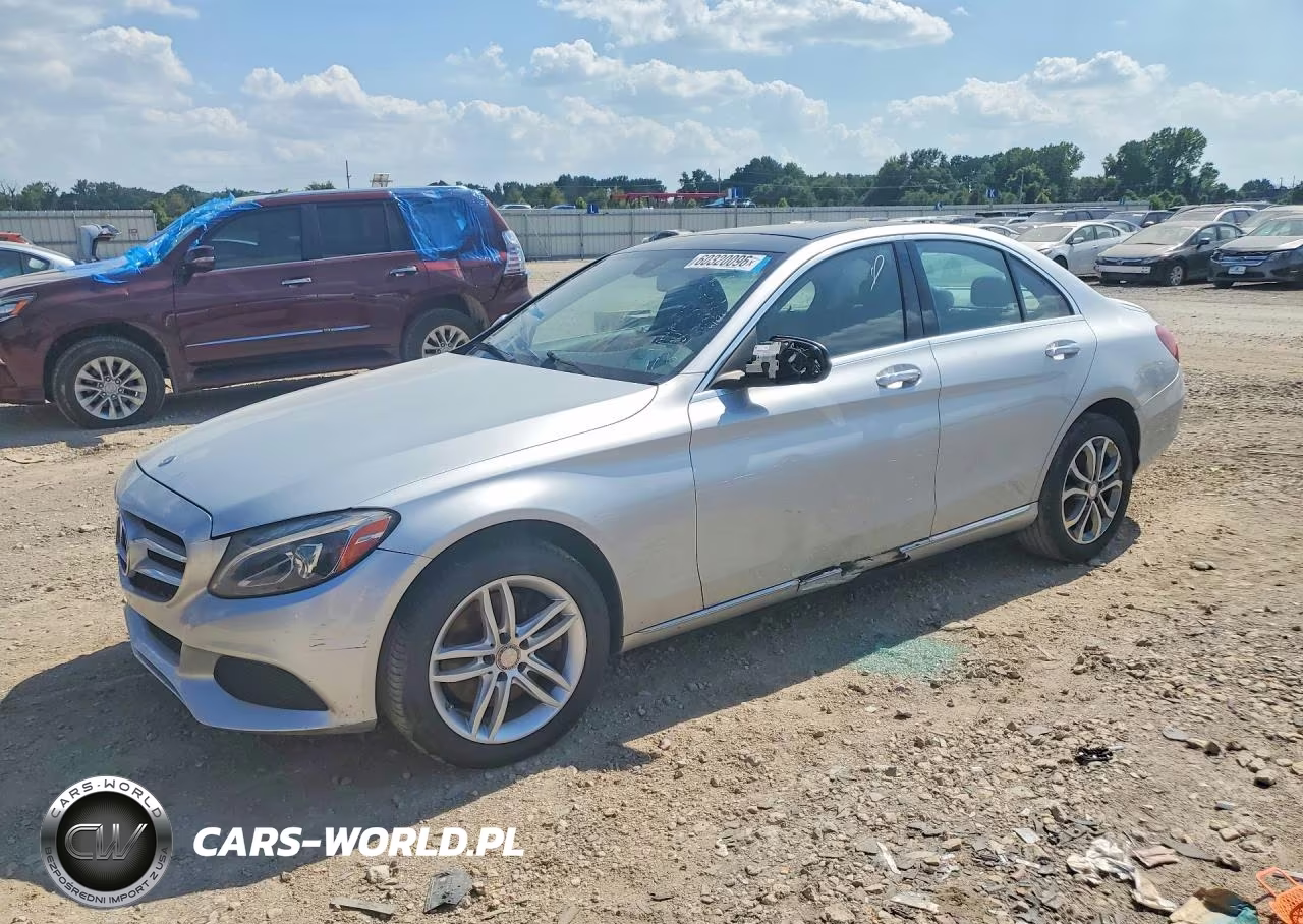 2016 Mercedes-Benz C 300 4Matic – zdjęcie 1 z 12