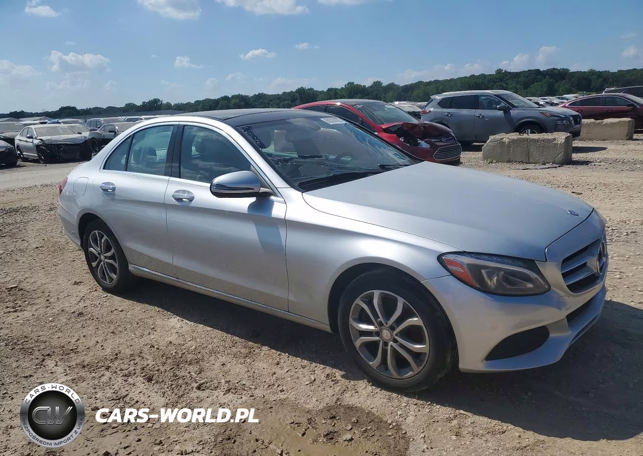 2016 Mercedes-Benz C 300 4Matic VIN:WDDWF4KB8GR128075 - 4