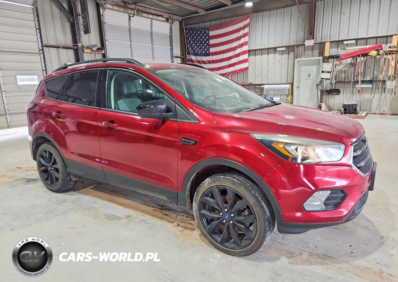 2017 Ford Escape Se VIN:1FMCU9G98HUC01333 - 4