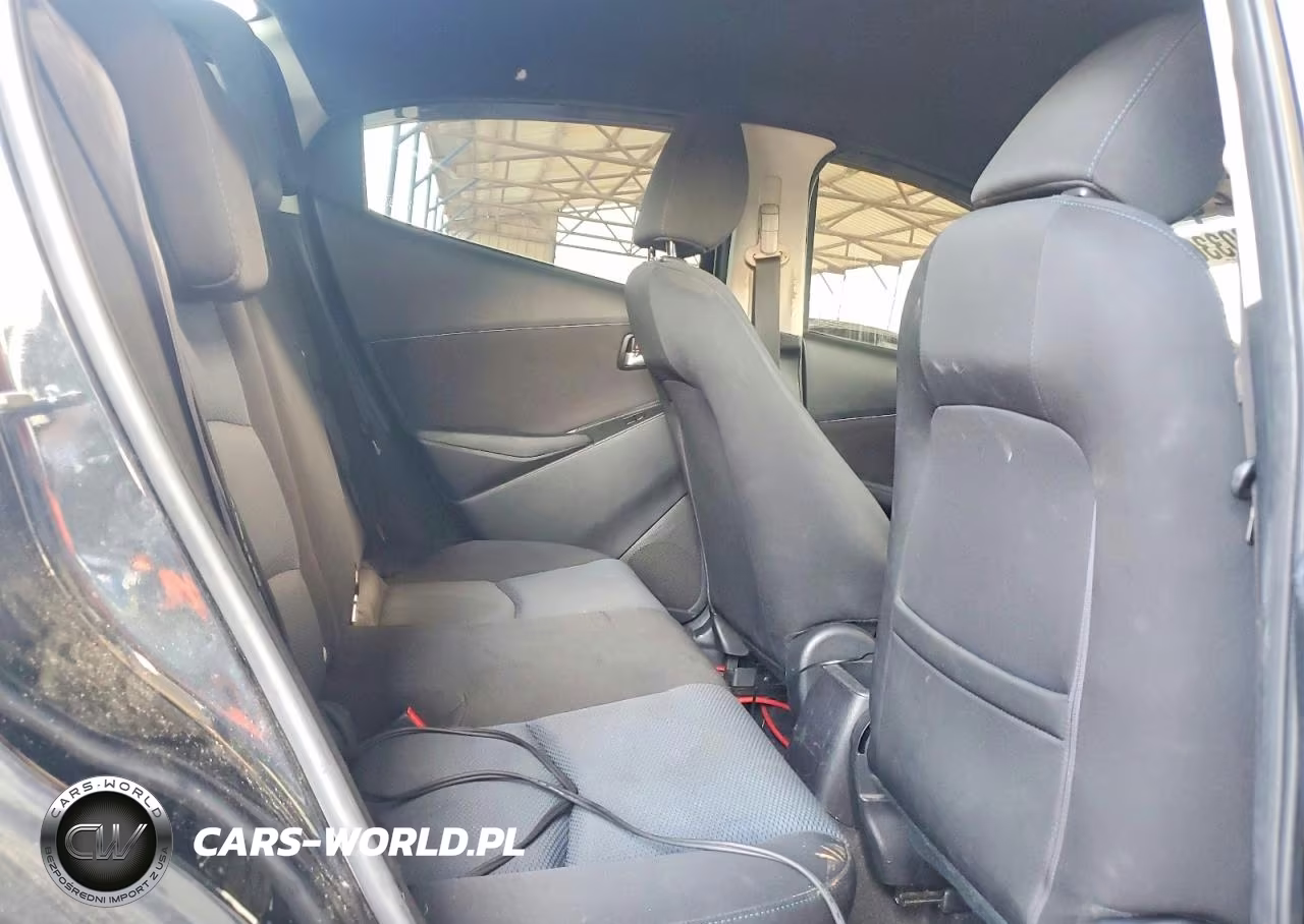 2016 Toyota Scion Ia VIN:3MYDLBZV1GY141180 - 10