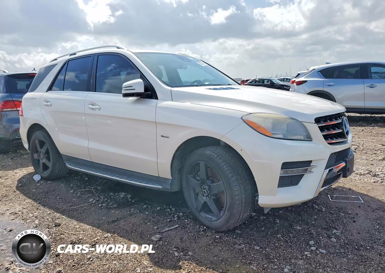2012 Mercedes-Benz Ml 550 4Matic VIN:4JGDA7DB0CA082163 - 4