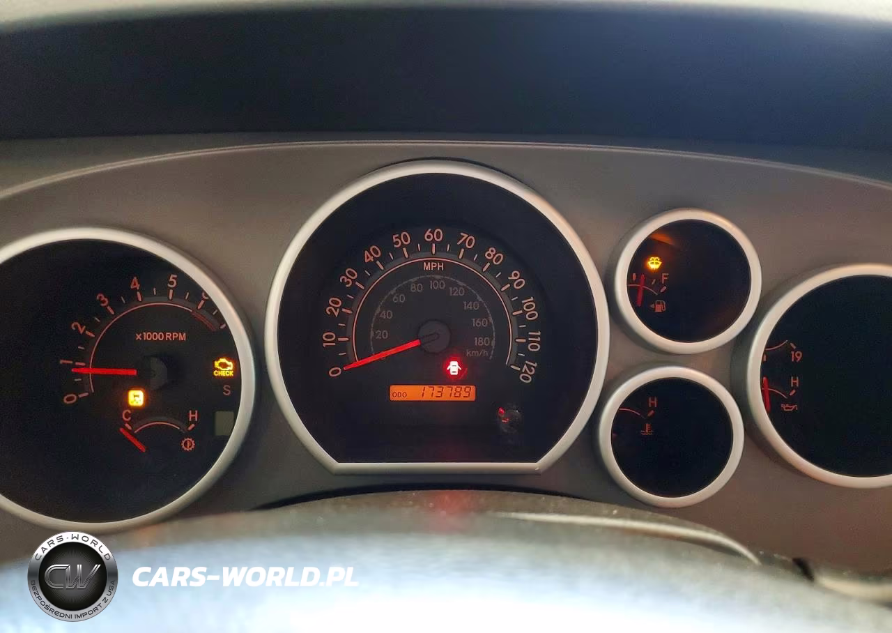 2012 Toyota Sequoia Sr5 VIN:5TDBM5G18CS001830 - 9