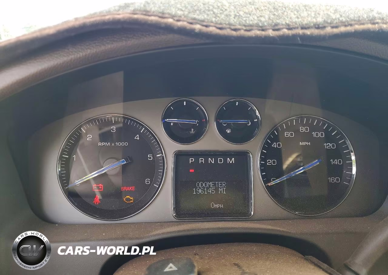 2007 Cadillac Escalade Luxury VIN:1GYFK63847R252729 - 9