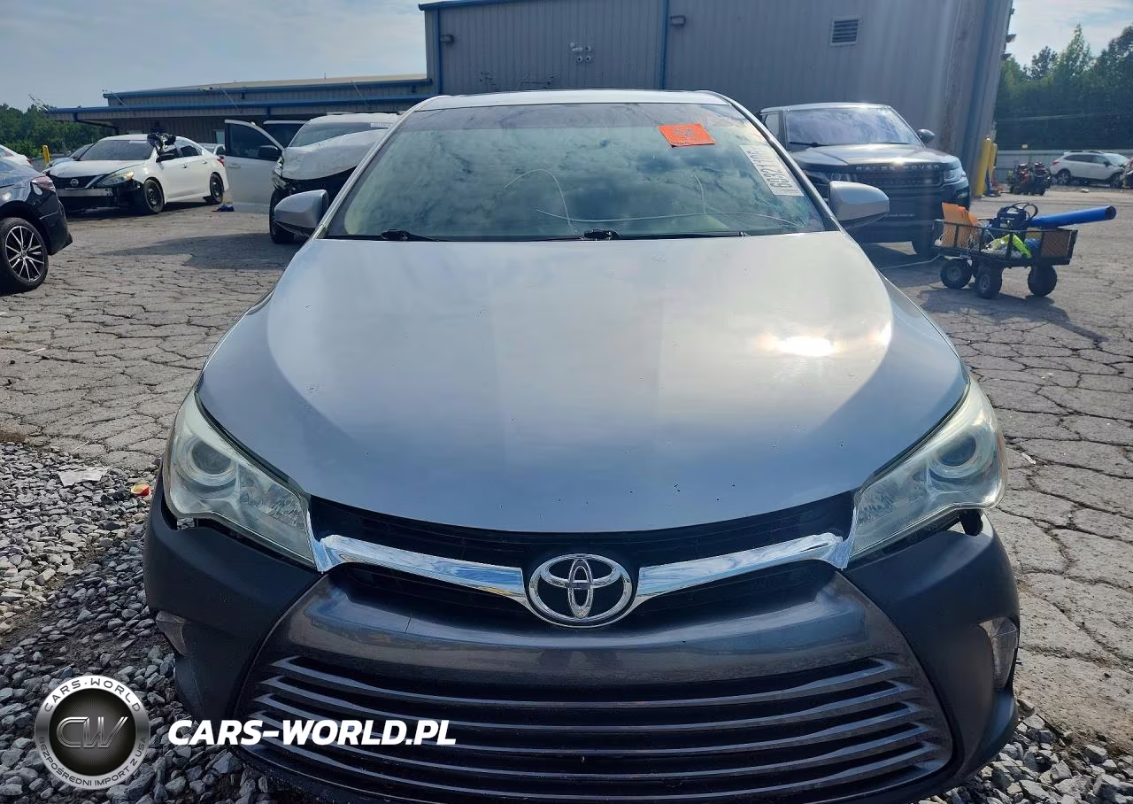 2015 Toyota Camry Le VIN:4T4BF1FKXFR454457 - 5
