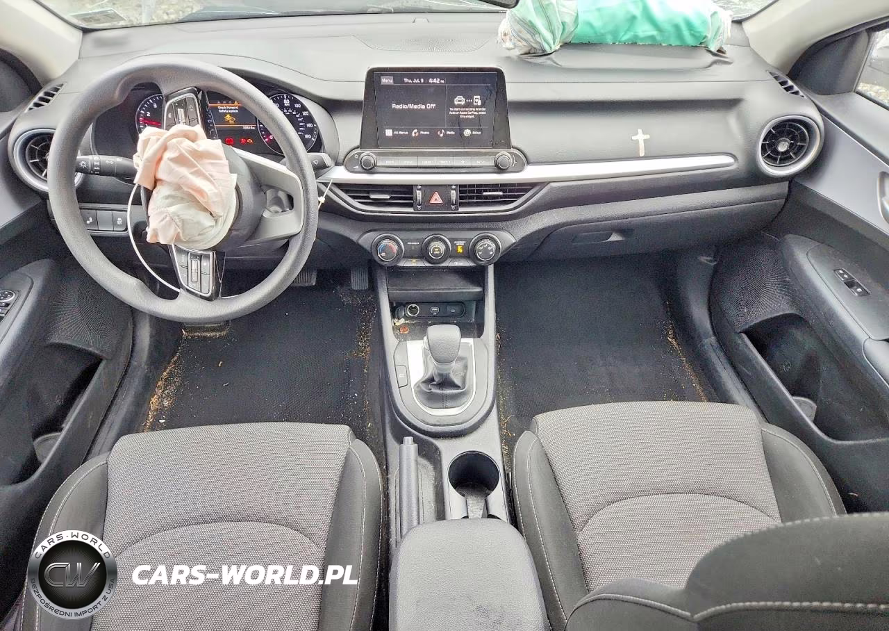 2024 Kia Forte Lxs VIN:3KPF24AD3RE820512 - 8