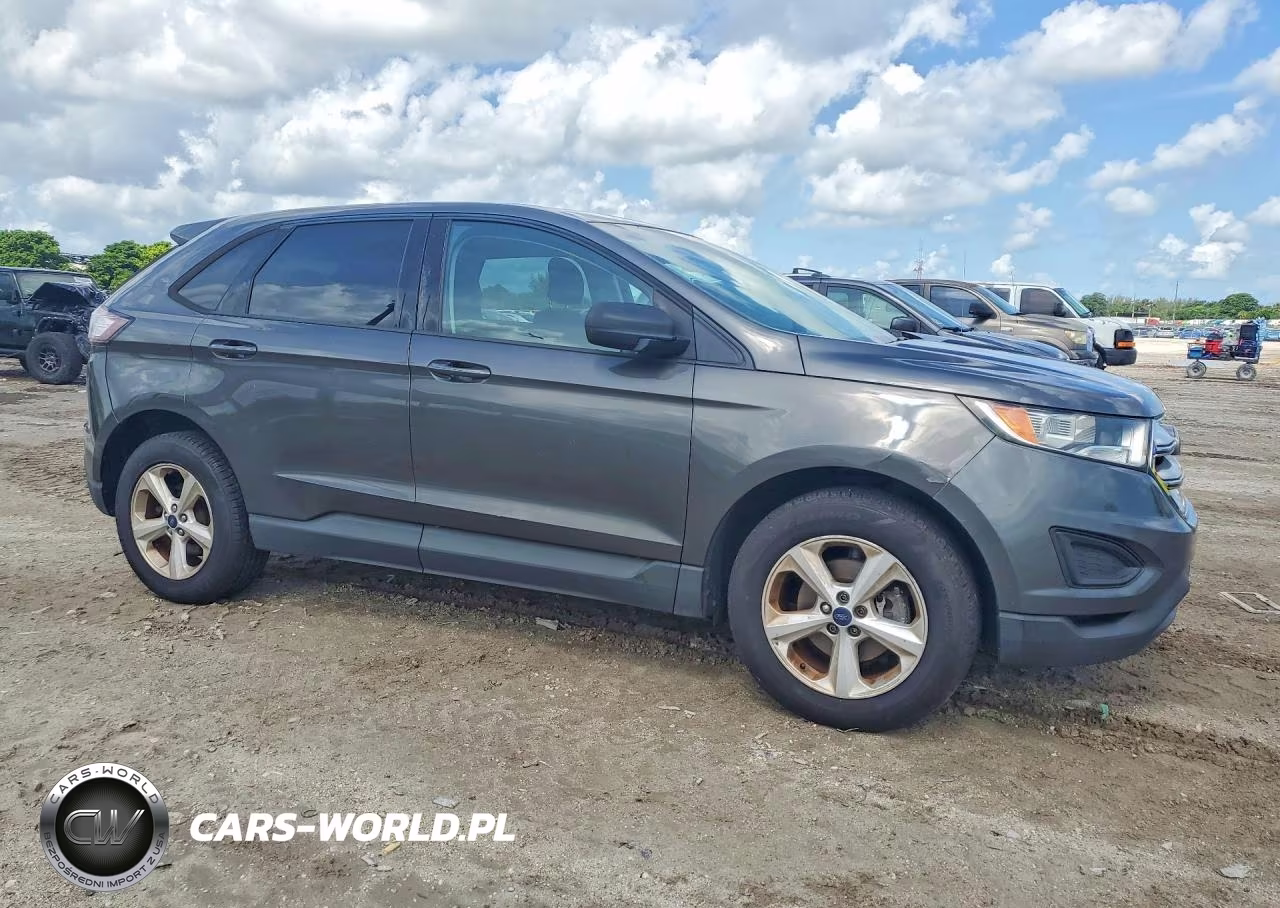 2015 Ford Edge Se VIN:2FMTK3G94FBB68255 - 4