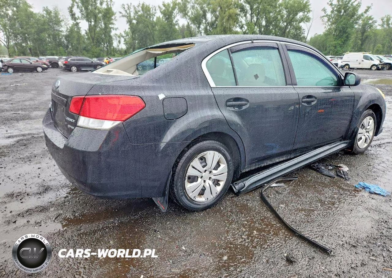 2010 Subaru Legacy 2.5I VIN:4S3BMBA62A3233888 - 3